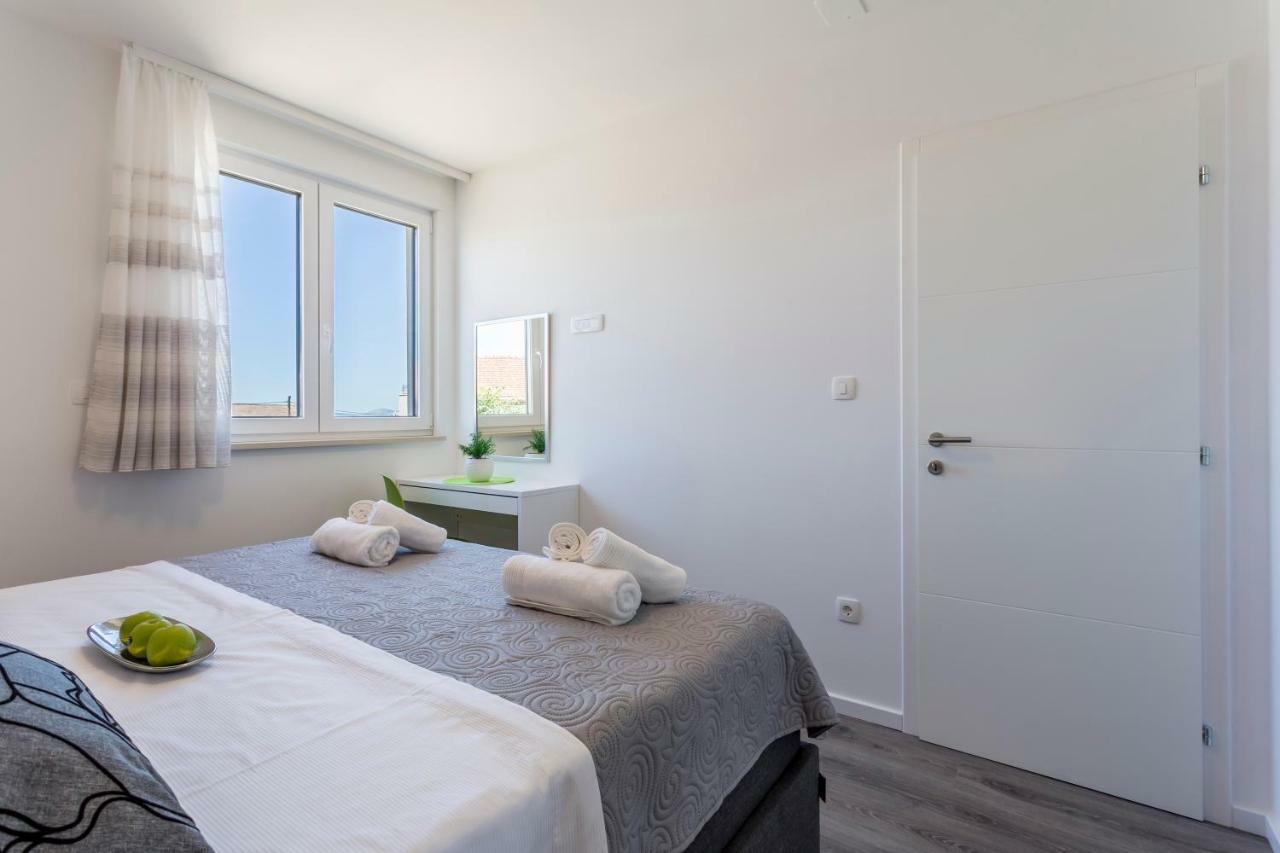 Apartments Villa 19 Podstrana Zimmer foto